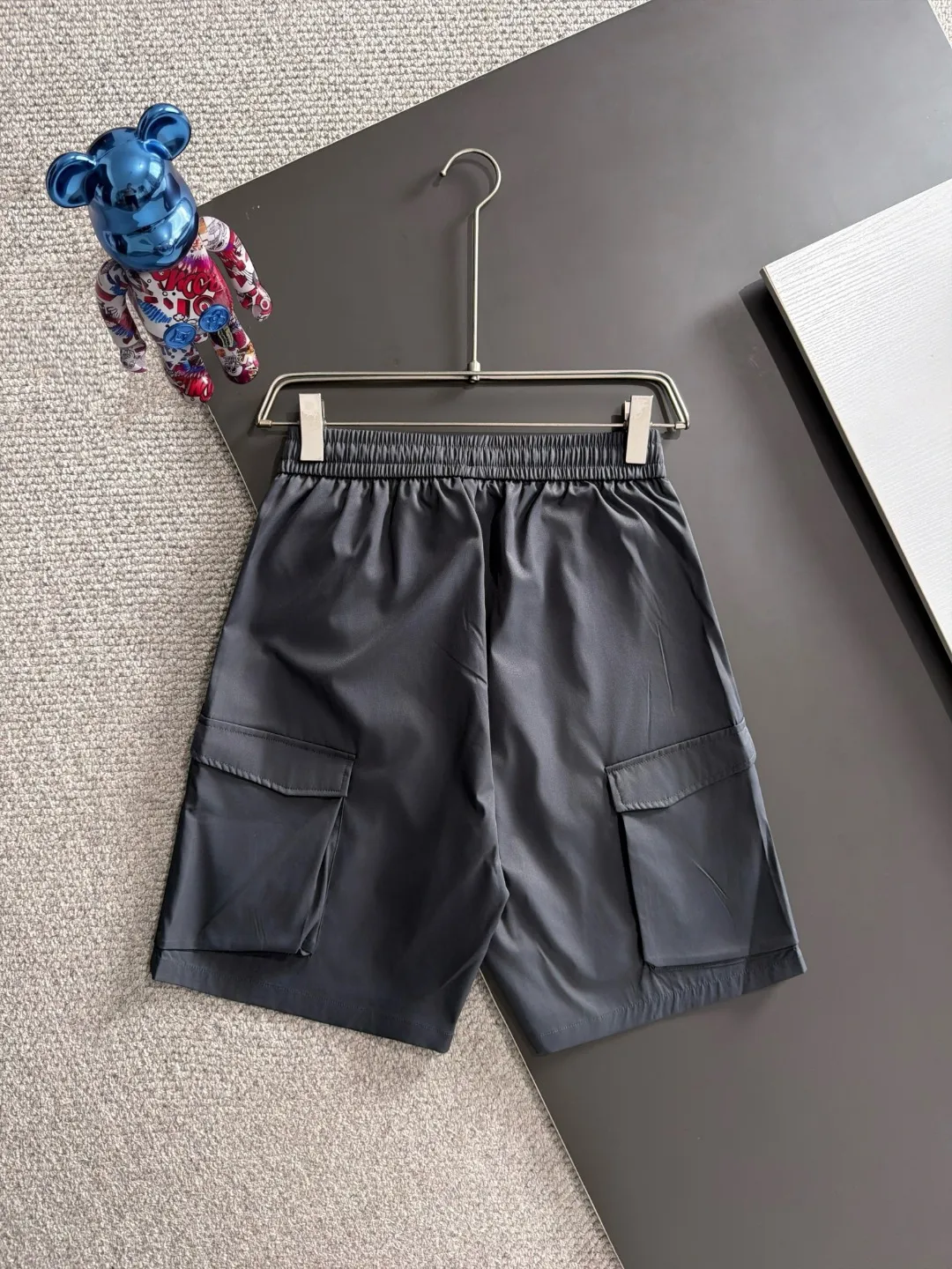 Next day shipment P160 Premium Burberry 2026 Spring/Summer New Arrival elastic band casual shorts, counter-customized fabrics Breathable, high comfort, impeccable details, brand element design concept, reflecting high quality. It feels delicate and soft! It presents a casual cut and the upper body shape is great! Sizes:S-3XL